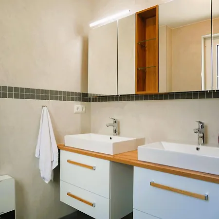 Apartment Kelm's Kuestennest 2 - 5 Fahrradminuten Vom Entfernt Kolpinsee